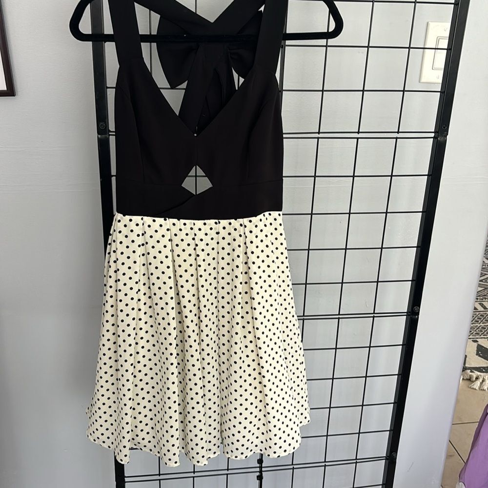 Ark & Co Peek a Bow Black and Ivory Polka Dot Sleeveless Mini Dress EUC